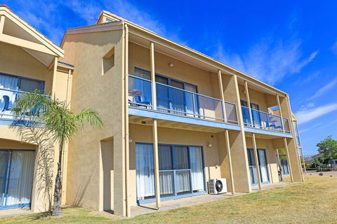 The Marina Hotel - C Tourism 1