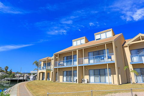 The Marina Hotel - C Tourism 3