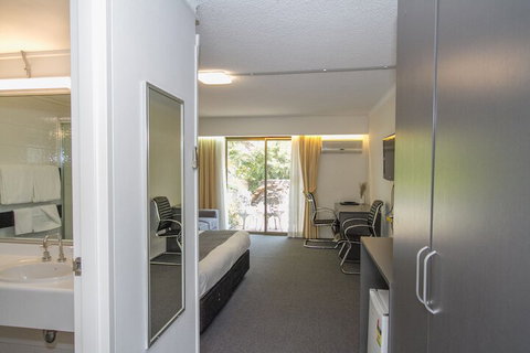 Quality Inn The Willows - C Tourism 1