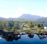 Tullah Lakeside Lodge - C Tourism