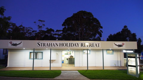 BIG4 Strahan Holiday Retreat - C Tourism 3