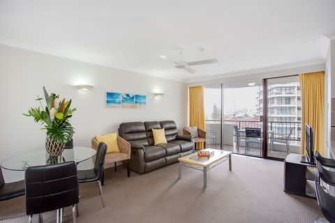 Pacific Resort Broadbeach - C Tourism 5