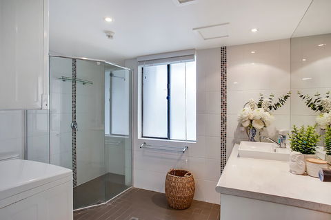 Pacific Resort Broadbeach - C Tourism 4