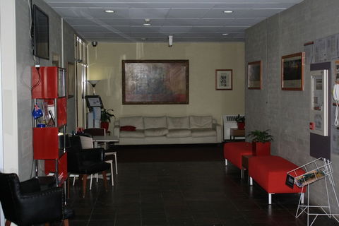 Statesman Hotel - C Tourism 6