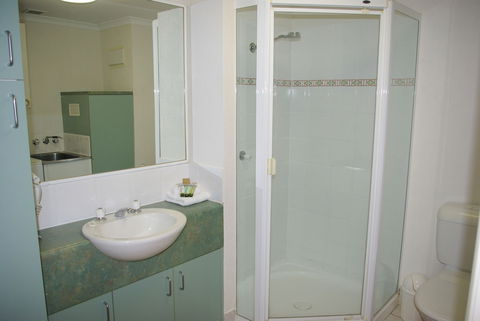 Palm Cove Tropic Apartments - C Tourism 6