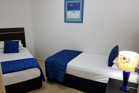 Kirra Beach Apartments - C Tourism 5
