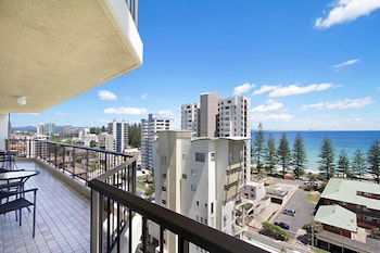 Rainbow Commodore Apartments - C Tourism 0
