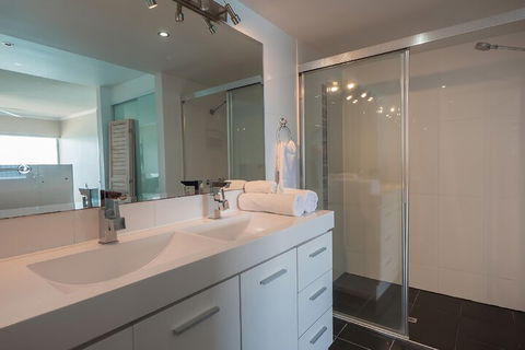 Pacific Plaza Apartments - C Tourism 6