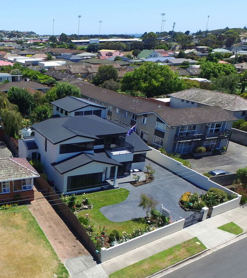 Birchwood On The River - C Tourism 0