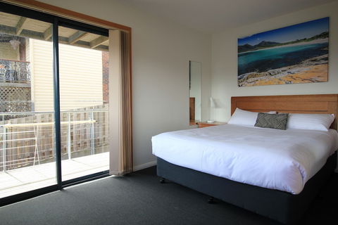 96 On Arthur Apartments - C Tourism 5