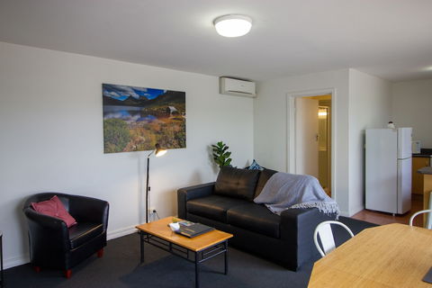 96 On Arthur Apartments - C Tourism 3