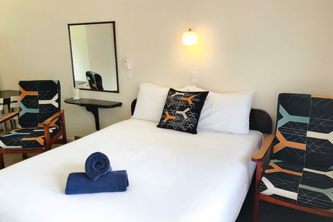 Paradise Court Holiday Units - C Tourism 7
