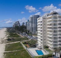 Viscount on the Beach - C Tourism