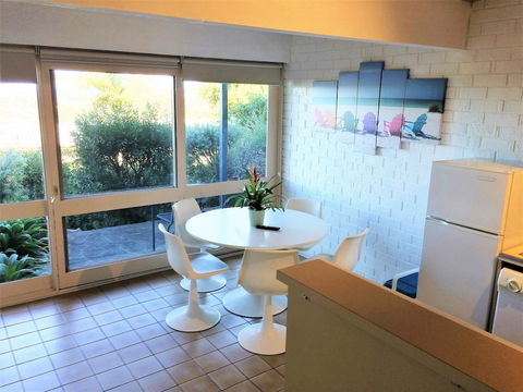 Pacific Heights Holiday Apartments & Munn's Tower House - C Tourism 0