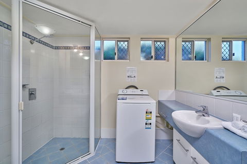 North Cove Waterfront Suites - C Tourism 4