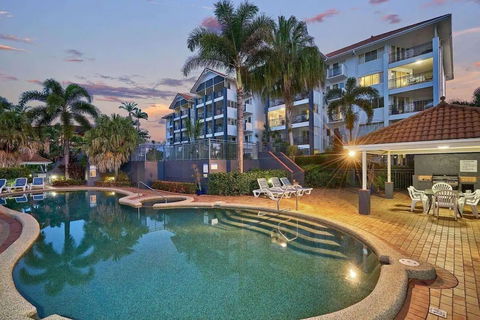 North Cove Waterfront Suites - C Tourism 1
