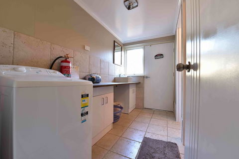 Kalbarri Sunset Villa - C Tourism 6