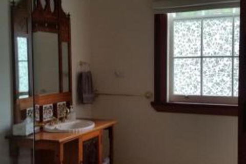 The Old School Bed & Breakfast - C Tourism 4