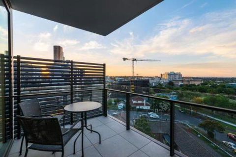 Astrina Garden View 2 Bedroom - C Tourism 5