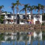 Beachfront 6 25 Willow Street - C Tourism 0