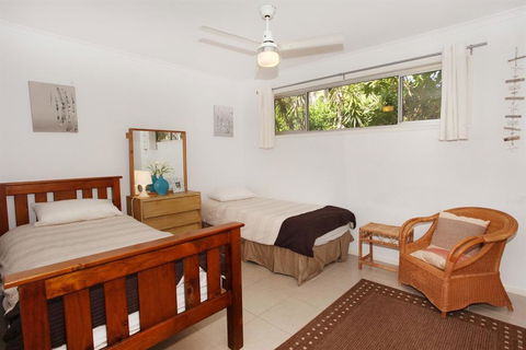35 Santa Monica Avenue Coolum Beach Pet Friendly Linen Included - C Tourism 3