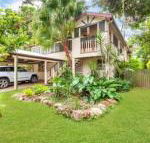 Edge Hill Holiday Home / Cairns - C Tourism