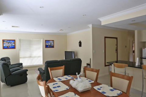 Marina Holiday Home - C Tourism 2