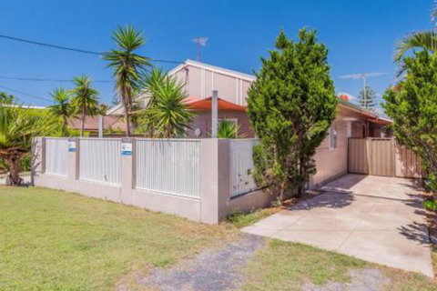 Yamba Daze Sunset Pet Friendly - C Tourism 4