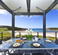 Sails on the Beachfront Exclusive Seaside Home - C Tourism
