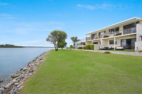 Peninsula Court 5 - C Tourism 0