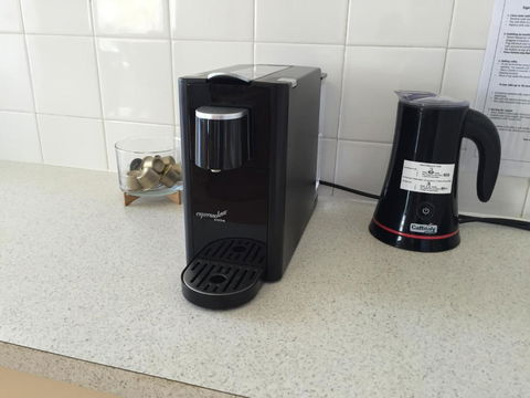 Jewel Of The South Beachfront Holiday Rental - C Tourism 3