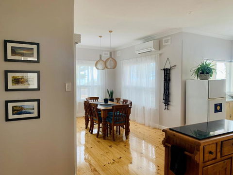 Jewel Of The South Beachfront Holiday Rental - C Tourism 1