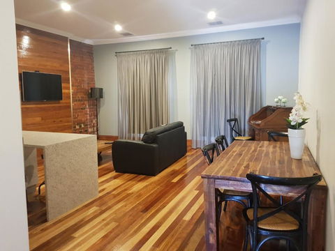Sublime Spa Apartments - C Tourism 5