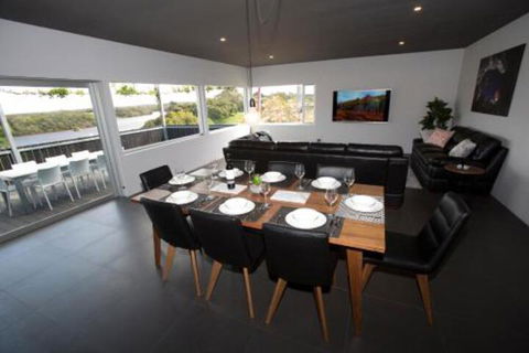 Nelson Victoria Luxury Holiday Accommodation - C Tourism 0