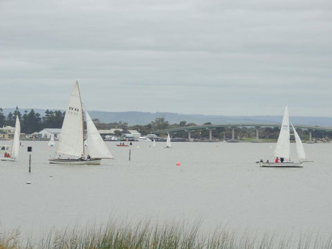 PS Federal Retreat Paddle Steamer Goolwa - C Tourism 1