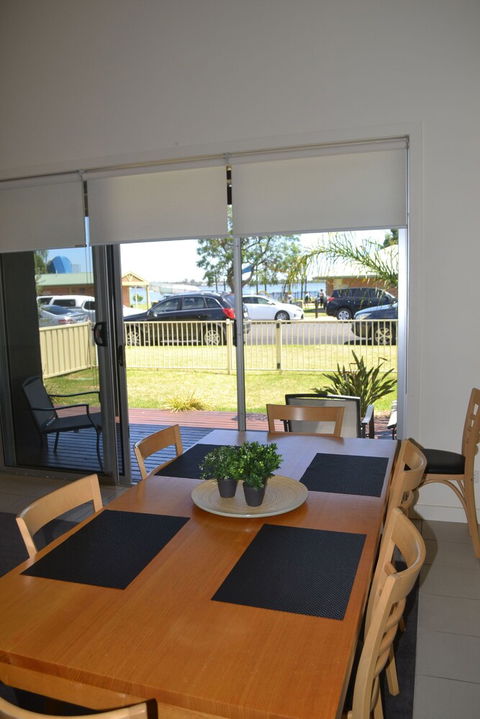 Grange Water View Yarrawonga - C Tourism 5