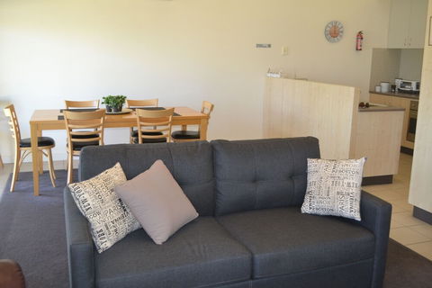 Grange Water View Yarrawonga - C Tourism 4