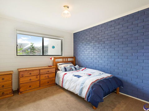 106 Ocean Parade Dalmeny - C Tourism 4