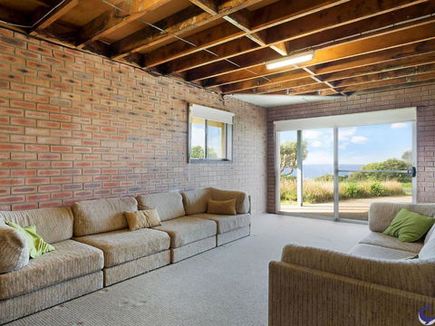 106 Ocean Parade Dalmeny - C Tourism 3