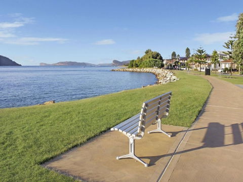 Bella Mare 2 Bedroom Ocean View Terrace Apt - C Tourism 6