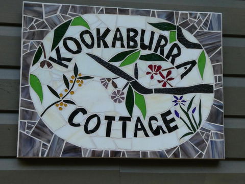 Kookaburra Cottage At Uralba Eco Cottages - C Tourism 2