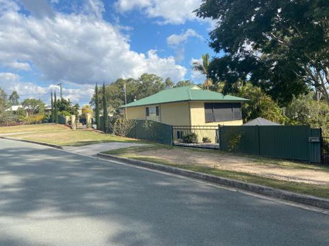 Eatons Hill Hidden Valley Retreat - C Tourism 1