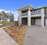 Bunya by The Sea - C Tourism