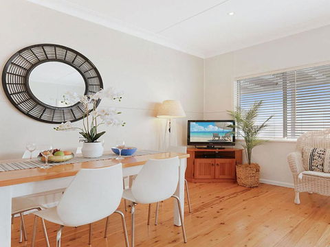 Ocean Blue Apartment One Oceanfront Apartment - C Tourism 1