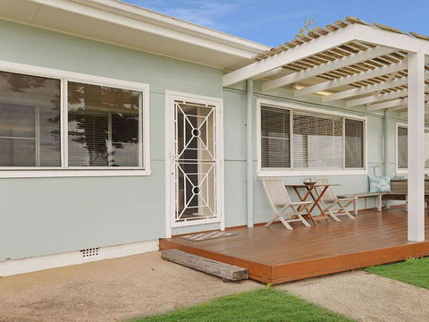 Ocean Blue Apartment One Oceanfront Apartment - C Tourism 3