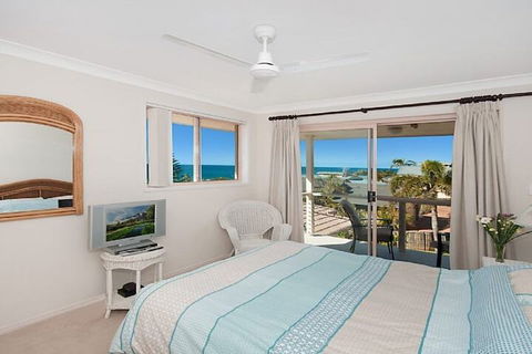 Pacific Rose Winter Holiday Special - C Tourism 5