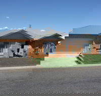 Willow Island Waterfront - C Tourism
