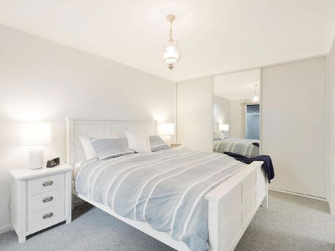 37 Mort Avenue - C Tourism 4