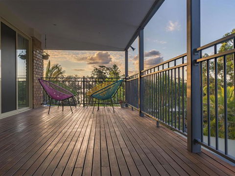 Magnificent Lakeview House Long Jetty - C Tourism 7