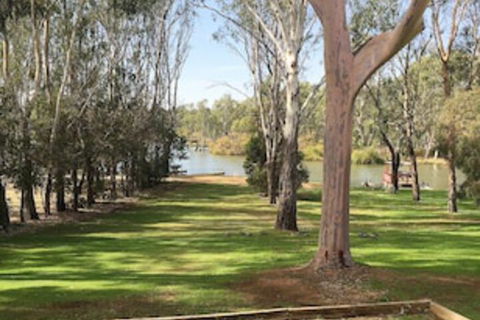Water's Edge Bundalong - C Tourism 0